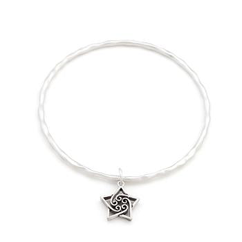 Solitaire Twirling Star Charm Bangle - B01455SW-V04