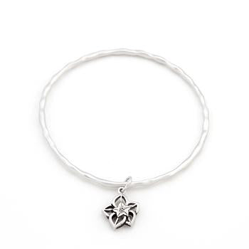 Solitaire Filigree Flower Charm Bracelet - B01455SW-V05