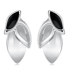 White Gold Earrings LSE1086