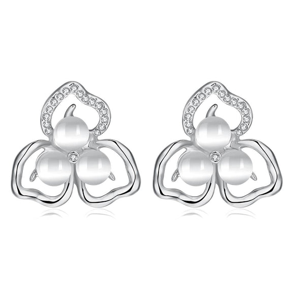 White Gold Earrings LSE1088