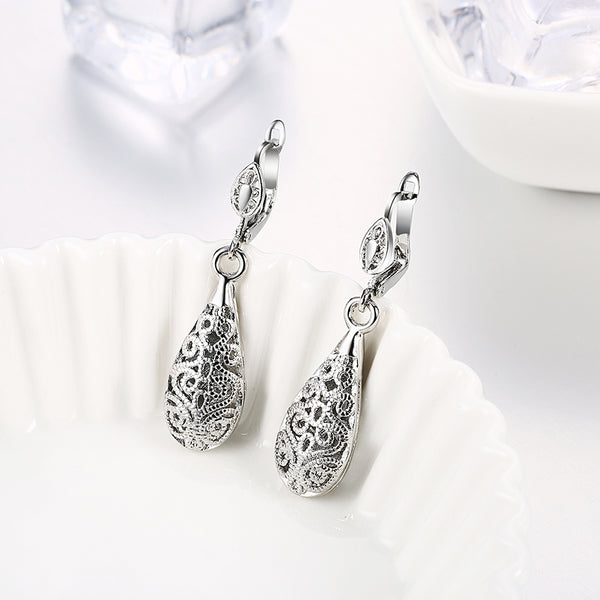 White Gold Earrings LSE112