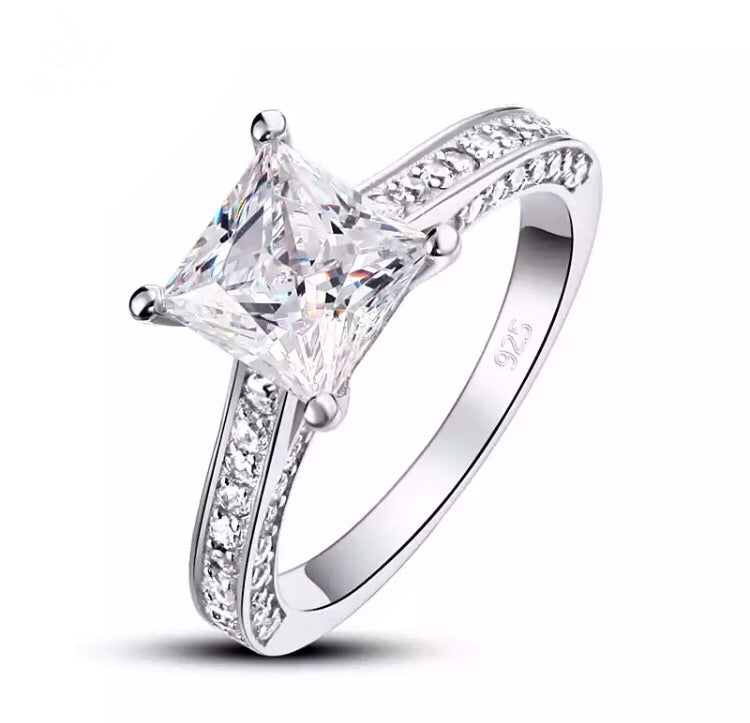 Sterling Silver Engagement Ring with 1.5 ct princess cut cz